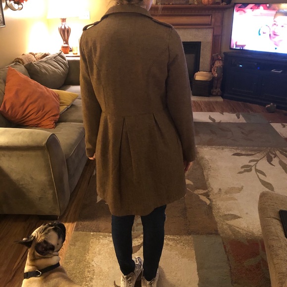 Coat - Picture 9 of 9